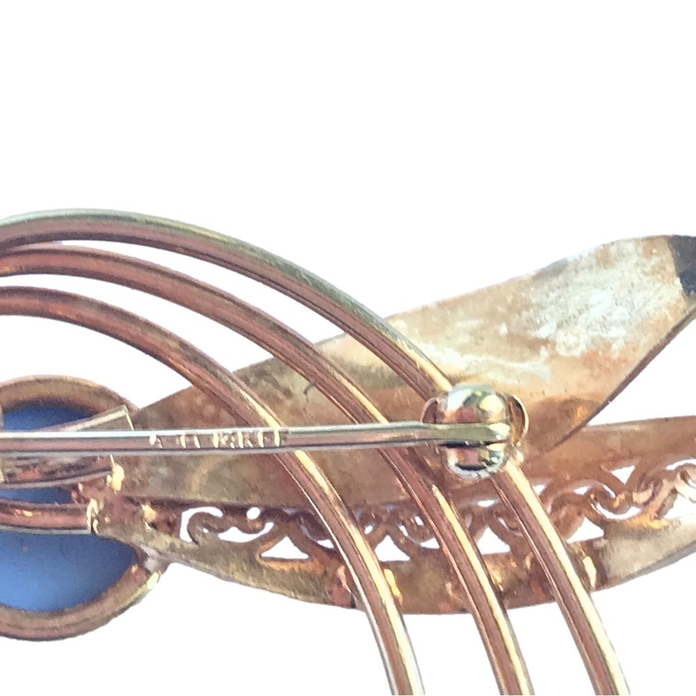 Vintage 14K Gold Daisy Design Porcelain-like Blue Brooch Signed - Picture 4 of 7